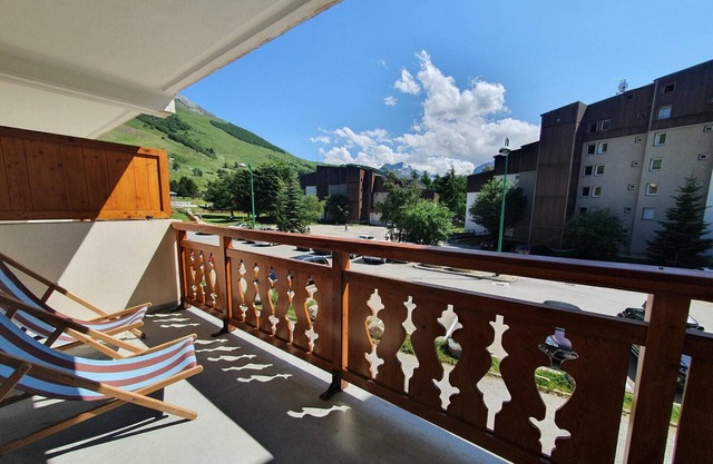 Alpine Apartment for 8 guests