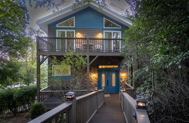 Alpine Golf - Luxury 4BR/4BA on 9th Hole | Hot Tub, Game Room & Views