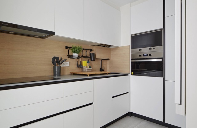 Always Easy I Cristina Enea