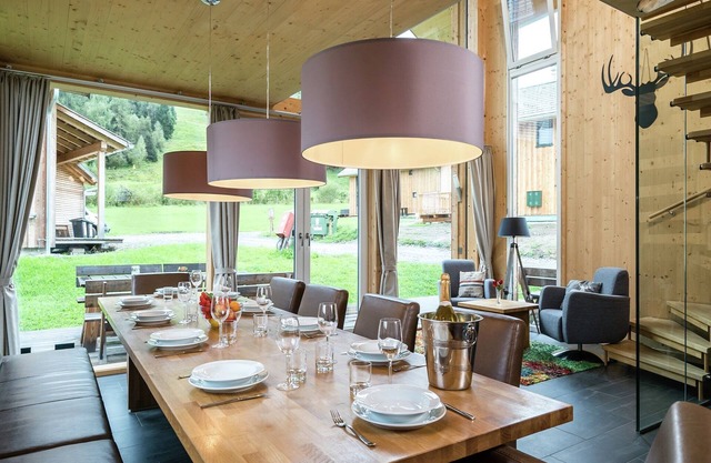 Amazing chalet with whirlpool
