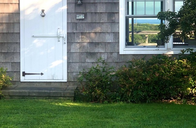 AMAGANSETT BEACH HOUSE WITH EXPANSIVE OCEAN VIEWS