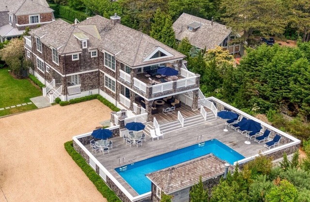 Amagansett Dunes Luxury w/Pool + Elevator + 2 Min walk to private beach