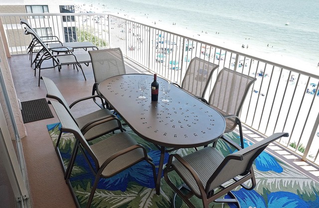 Amazing Beachfront Condo 3BR/2BA - Spectacular View