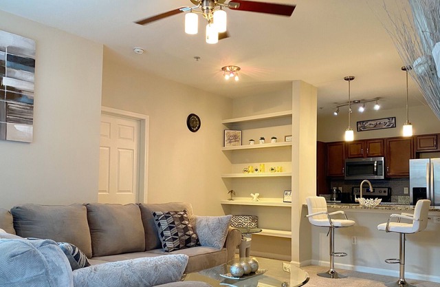 Amazing Buckhead 2bd/2ba Apartment with parking.