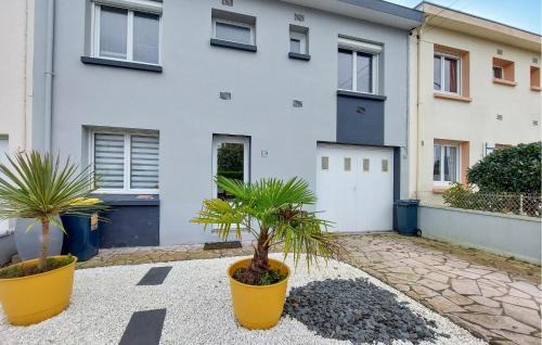 Amazing Home In Hennebont With Wifi