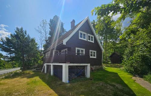 Amazing Home In Svelvik With Wifi