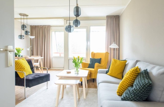 Amelander Paradijs 48, Buren Westkant