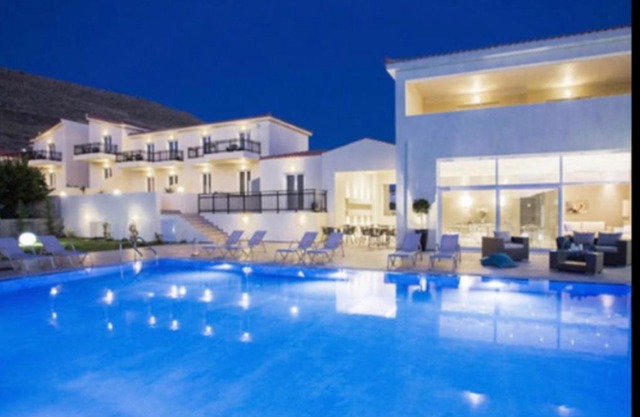 Ammos Suites