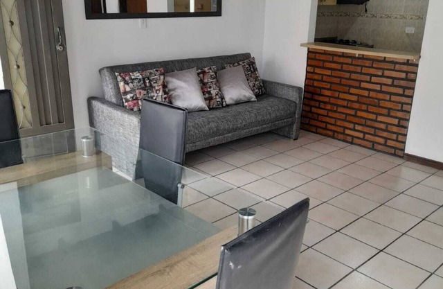 Amoblado Santamaría Itagüí- Vía de la Moda