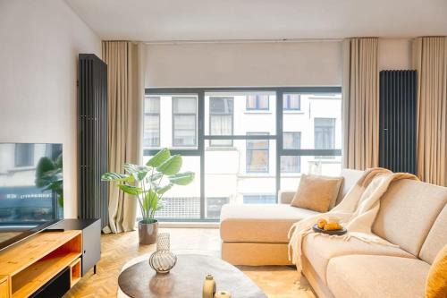 Ample 2-BR Apt in Antwerp