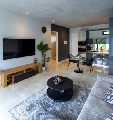 Amywealth Luxury Apartment