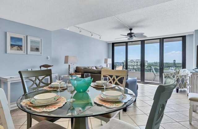Anchorage Resort 7th Fl 2 Bedroom Condo with Beach Access 0892