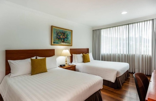 Andean Tranquility! Parking, Minutes to Jardín Botánico José Celestino Mutis