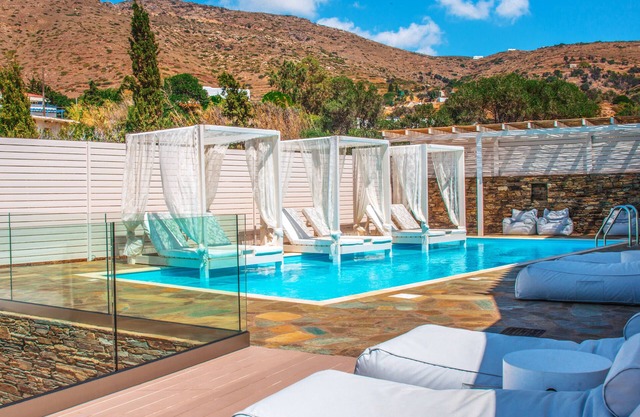 Andros Luxury House - for families groups - Pool, Seaview, 250m Beach