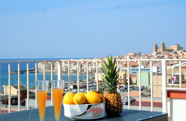 Angie's Apartment "Private Parking- 500mt by the sea"