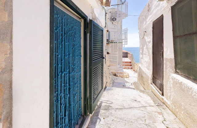 Angolo Blu by BarbarHouse