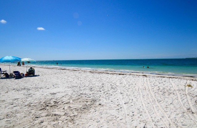 Anna Maria Beach Serenity
