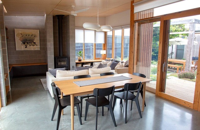 Annies Beach House - Point Lonsdale