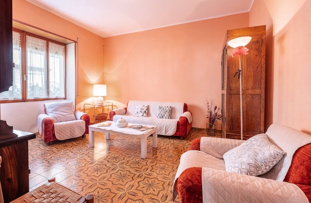 Apartment 'Appartamento Casa Rita' with Balcony and Wi-Fi