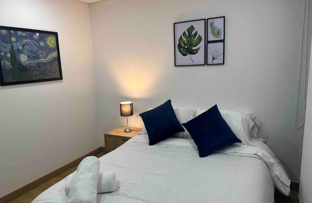 Aparta-estudio dotado para estrenar