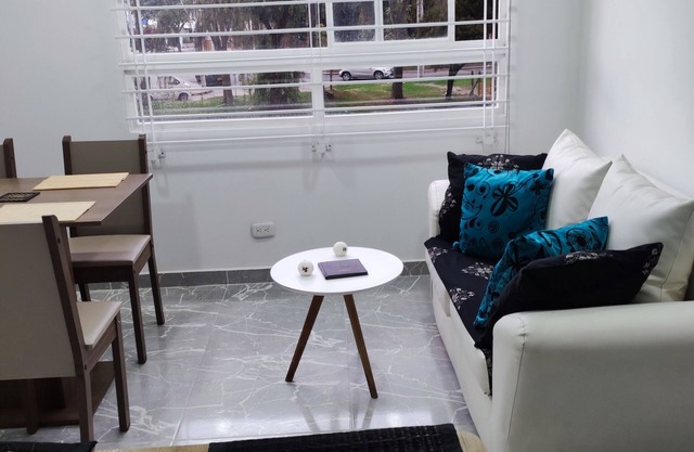 Apartamento Aeropuerto Embajada Americana Modelia