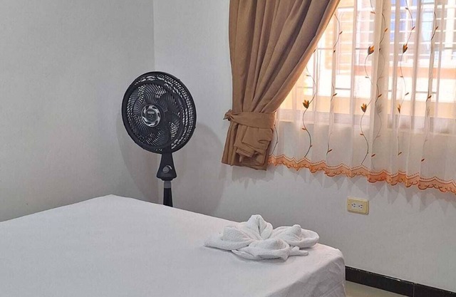 Apartamento Amoblado. Hospedaje Ideal Para Familias o Grupo de 6 Personas