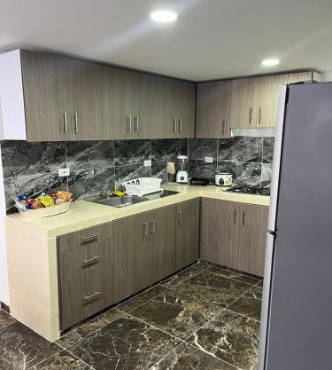APARTAMENTO AMOBLADO BARRIO LAS VIOLETAS