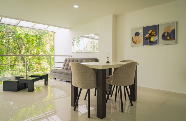 Apartamento Duplex en Sector Exclusivo Pinares