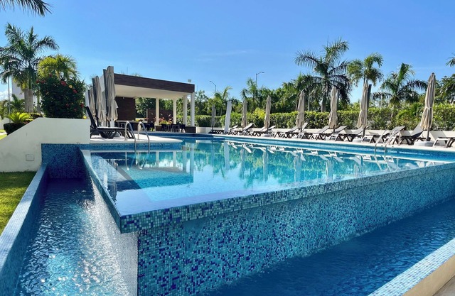 Apartamento en Cancún en Planta Baja y Hermosa Vista a la Alberca