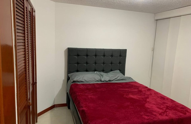 Apartamento en Cedritos con Parqueadero Gratuito Cerca de Vías Principales