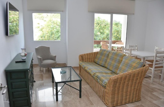 Apartamentos Doña Lola Zahara