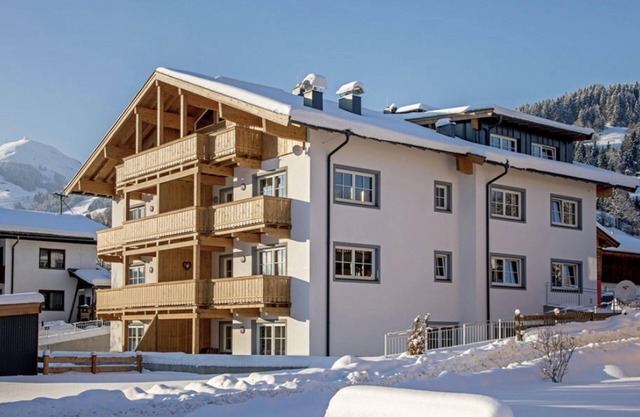 Apartement in centre with spacious terrace