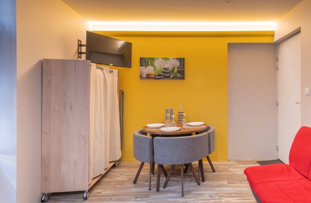 Apartment '105 - Cosy T2' with Wi-Fi and Air Conditioning