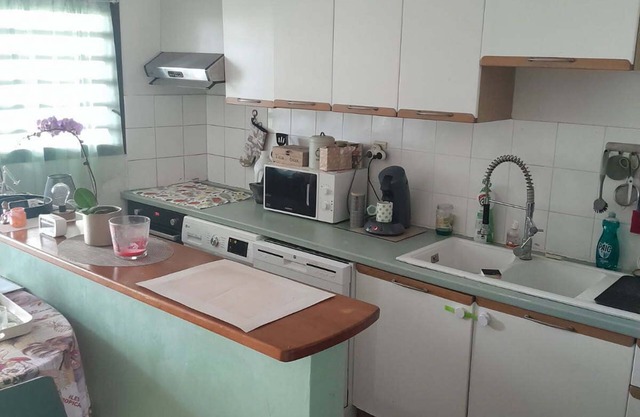 APARTMENT 10 MINUTES FROM THE BEACH