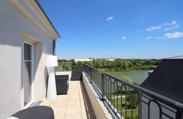 Apartment 10 pax lake view and Disneyland Paris (HONORE1)