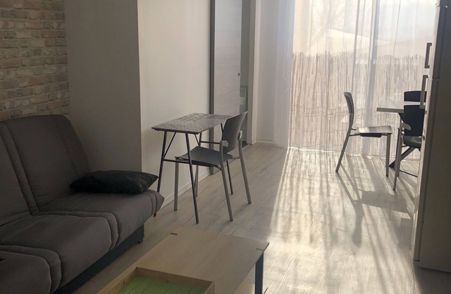 Apartment 15 mns from Disneyland with outdoor space