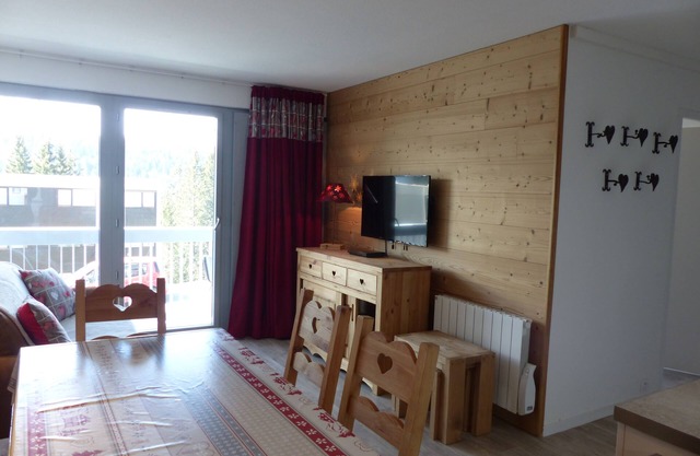 Apartment 3* Flaine Fôret 2 bedrooms South facing, bed linen and cleaning included