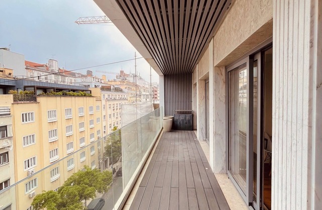 Apartment 3 minutes from Liberdade Avenue