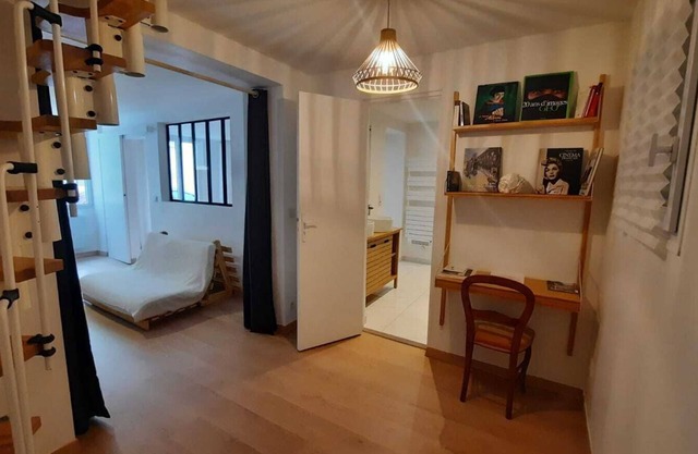 Apartment 40m square near Orly, Paris, Disney
