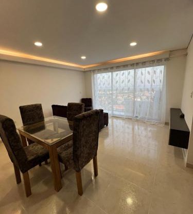 Apartment 5 minutes from the Airport, Sea and Center