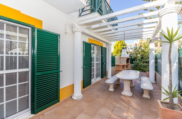 Apartment 50m from the beach by AlgarveManta (10T2)