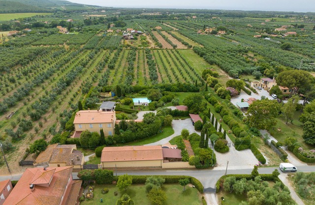 Apartment 'Agnese 1 Bilocale Con Giardino' with Private Terrace, Shared Garden and Wi-Fi