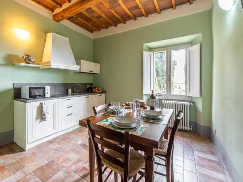 Apartment Antico Duomo-4 by Interhome