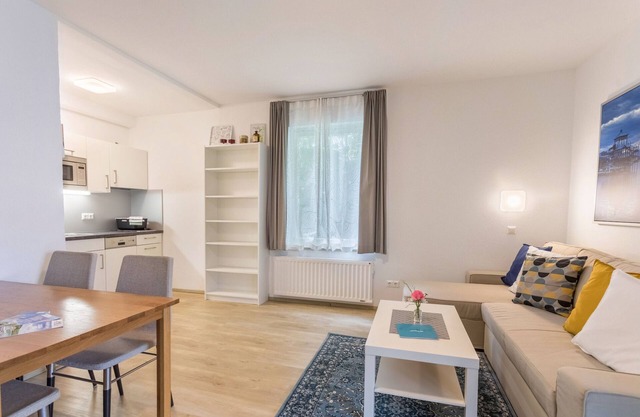 Apartment 'Haus Melanie - Fewo 5' with Mountain View, Shared Garden and Wi-Fi