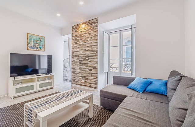 Apartment 'Beautiful Azulejos A Quiet Street' with Balcony and Wi-Fi