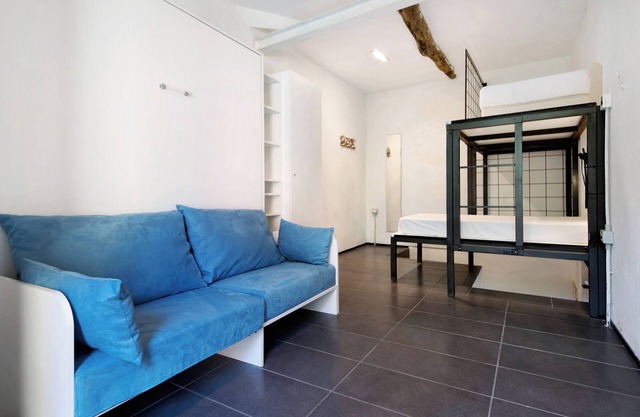 Apartment "Beroni su Due Livelli" close to the Sea with Wi-Fi