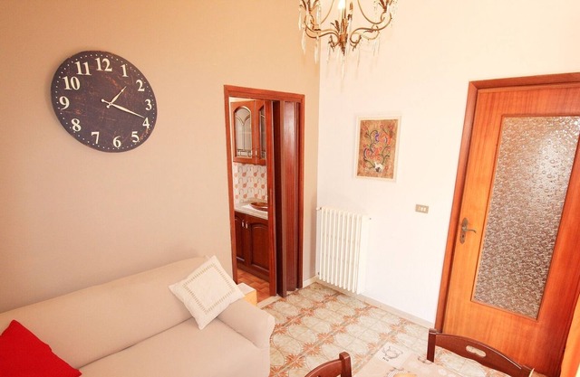 Apartment BETWEEN VINEYARDS AND OLIVES, relaxation and wellness 20 minutes from the sea