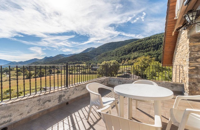 Apartment 'Cambolino' with Mountain View, Private Terrace and Wi-Fi