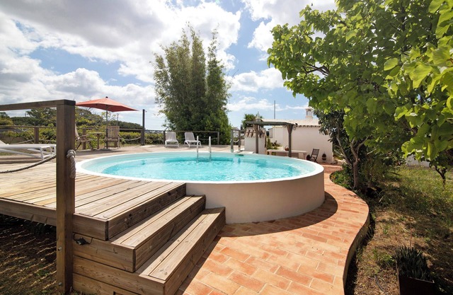 Apartment 'Casa Do Livramento Avós' with Shared Pool, Wi-Fi and Air Conditioning