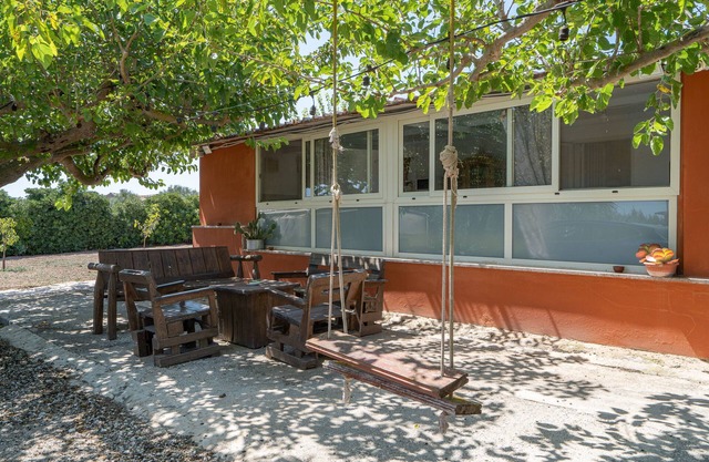 Apartment 'Casa Fenicottero Longarini' with Private Terrace, Wi-Fi and Air Conditioning